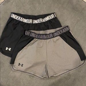 Running shorts with pockets